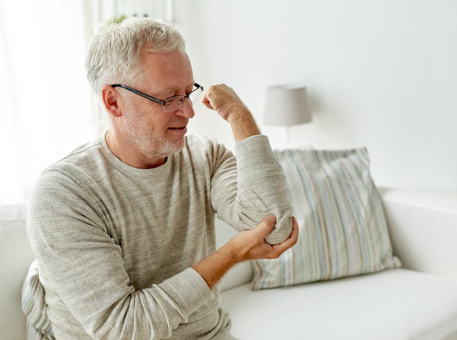 Elbow Pain treatment editorial illustration